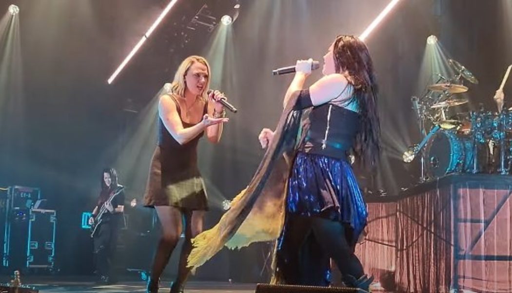 Watch AMY LEE And LZZY HALE Perform LINKIN PARK’s ‘Heavy’ In Houston