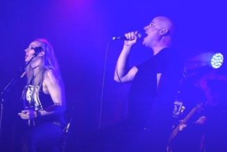 Watch DISTURBED’s DAVID DRAIMAN And NITA STRAUSS Perform ‘Dead Inside’ Live For First Time