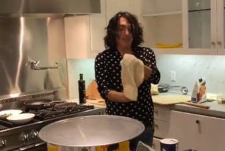 Watch PAUL STANLEY’s Cooking Class From This Year’s ‘Kiss Kruise’