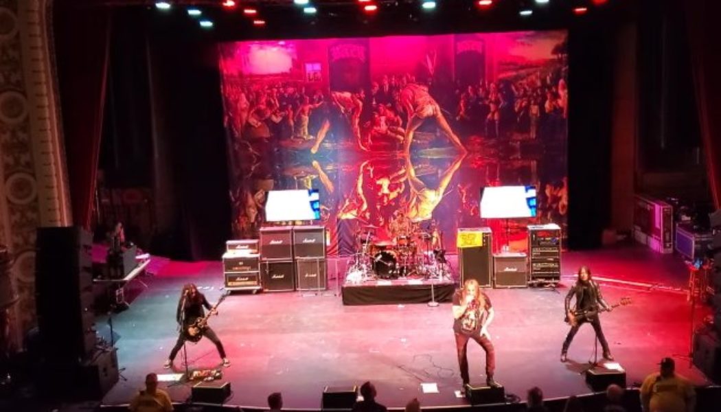 Watch SEBASTIAN BACH Perform SKID ROW’s ‘Slave To The Grind’ Album In Greensburg, Pennsylvania