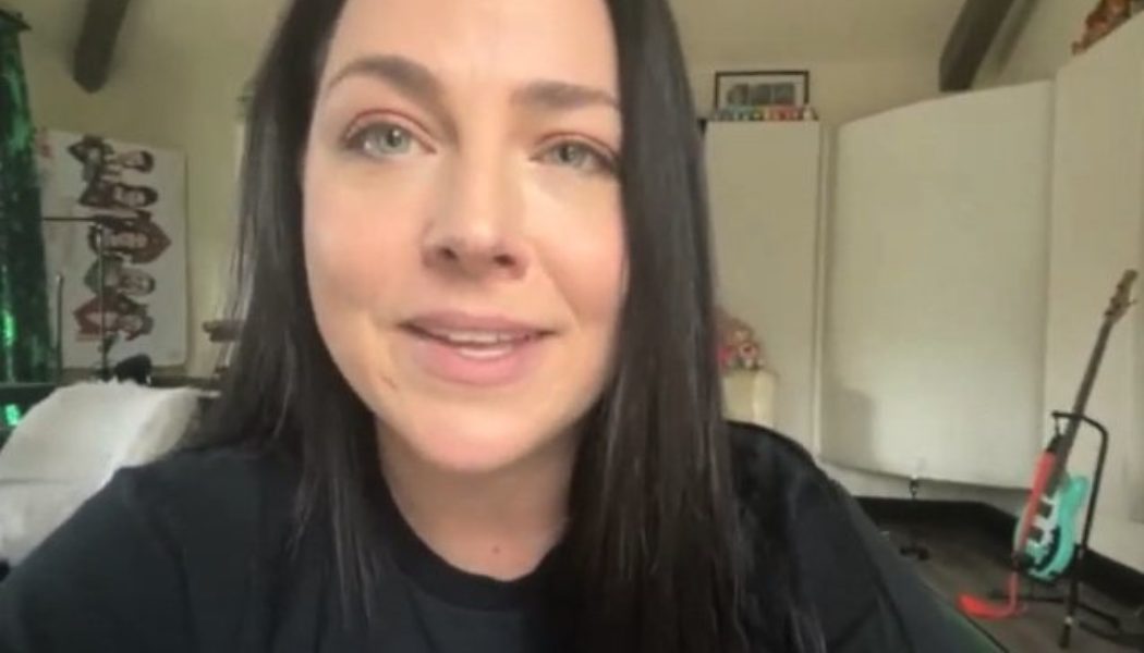 AMY LEE Says Symptoms In EVANESCENCE’s COVID-19 Cases Were ‘Mild’ Because Everyone Was Vaccinated