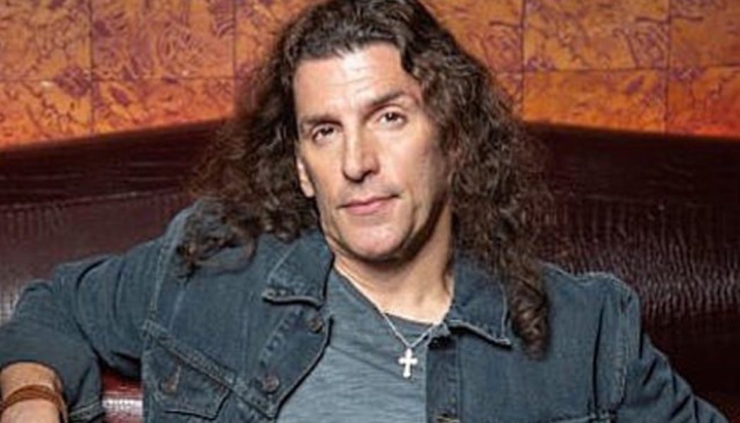 ANTHRAX’s FRANK BELLO Says He Has ‘Immune Disease’ That He Has To Be Careful With During Pandemic