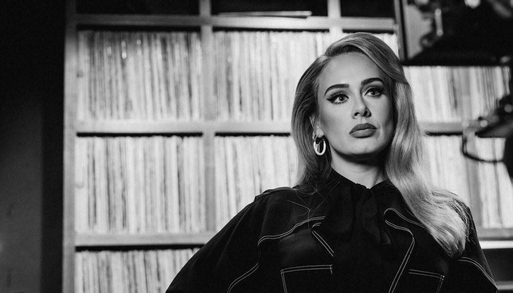 Black Friday & Holiday Shopping Send Vinyl Album Sales Soaring, Led by Adele’s ’30’