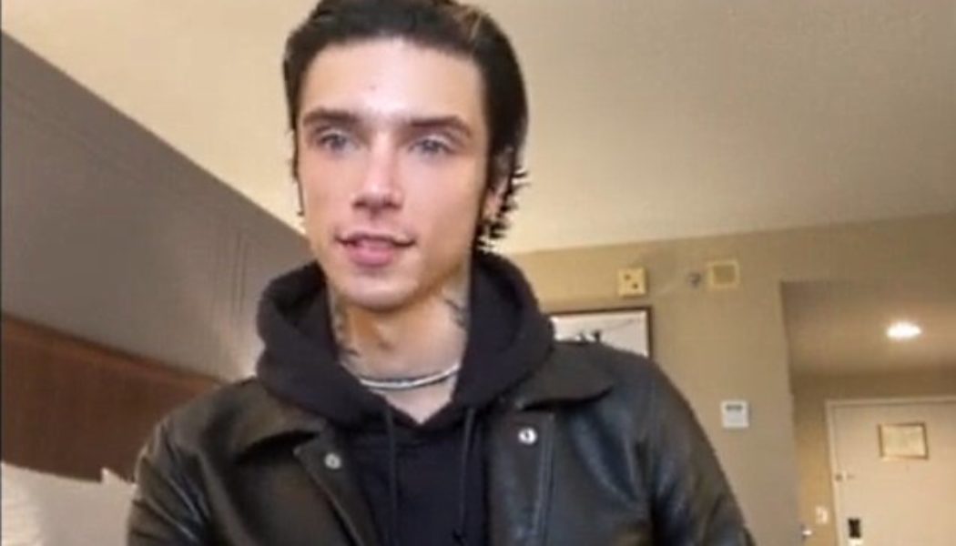 BLACK VEIL BRIDES’ ANDY BIERSACK Says COVID-19 Restrictions And Constant Testing Have Become Part Of Regular Life On Tour