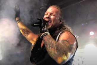 CHRIS JERICHO ‘Ordered’ By Doctors Not To Sing At FOZZY’s London Concert