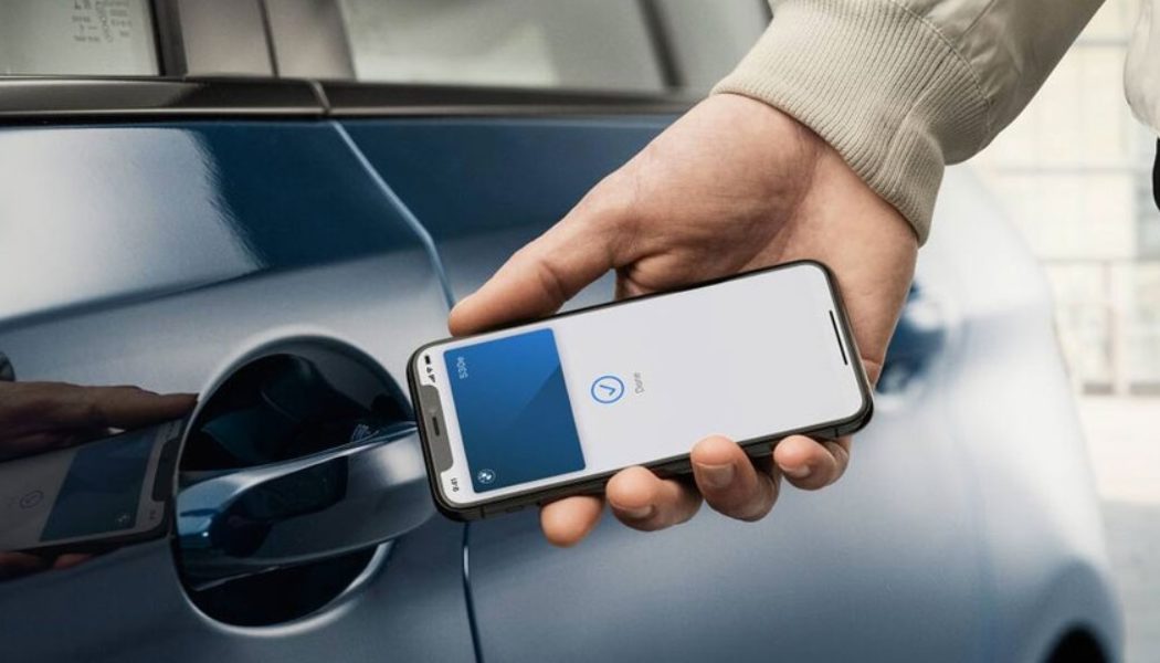 Digital Car Keys Are Coming to Google Pixel 6 and Samsung Galaxy S21 For Select BMW Vehicles