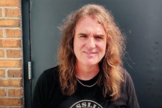 Former MEGADETH Bassist DAVID ELLEFSON To Appear At ‘Halfway To Halloween’ Convention In Illinois