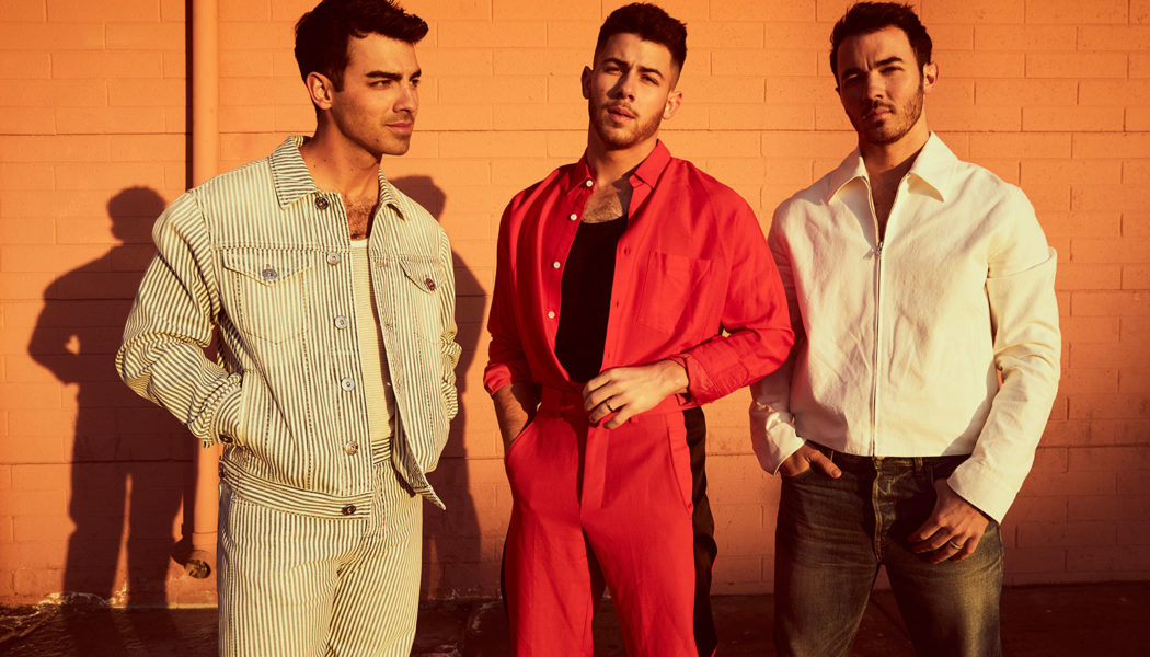 Jonas Brothers Enlist Joe Biden for White House Recreation of Viral ‘Joe Byron’ TikTok Video: Watch