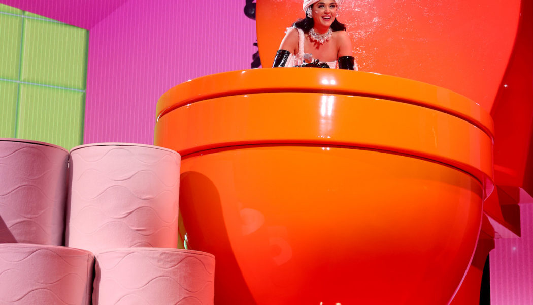 Katy Perry’s Bonkers Las Vegas Residency Includes a Giant Toilet and Lactating Beer: Pics & Video