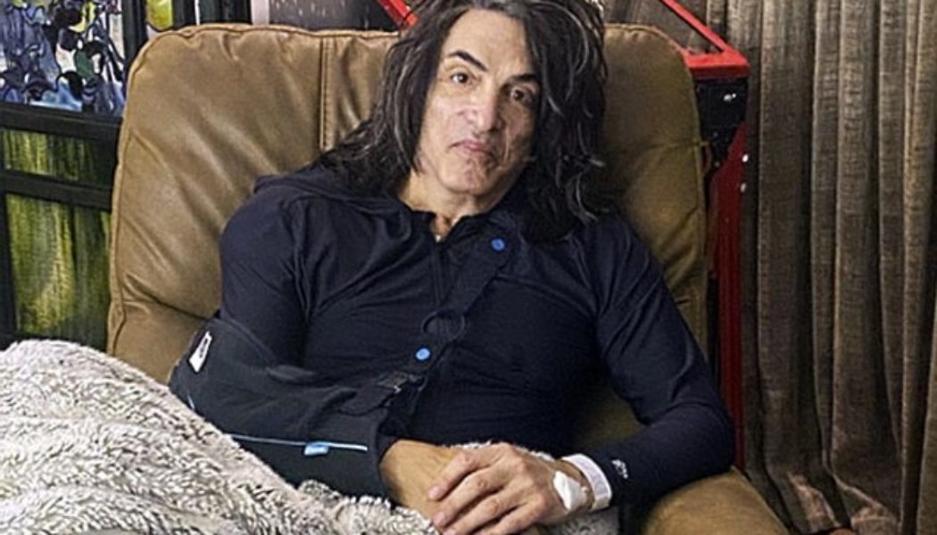 KISS’s PAUL STANLEY Undergoes Shoulder Surgery