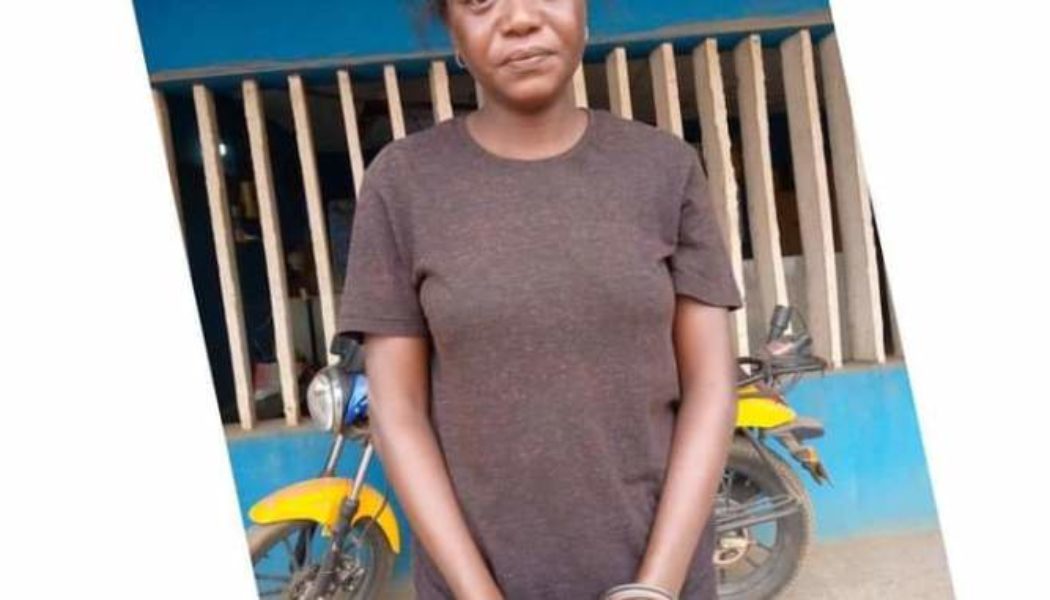 Lady kills man who stole N600k from his boss after he accused a friend of stealing from the money