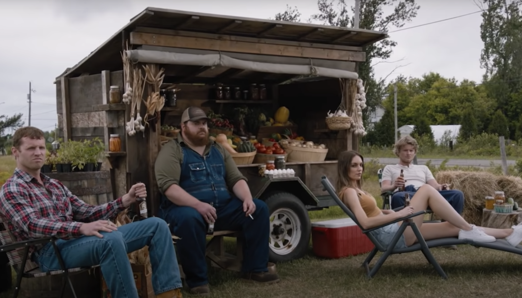 Letterkenny Is Back to Pummel Both Degens and Lockdown Boredom