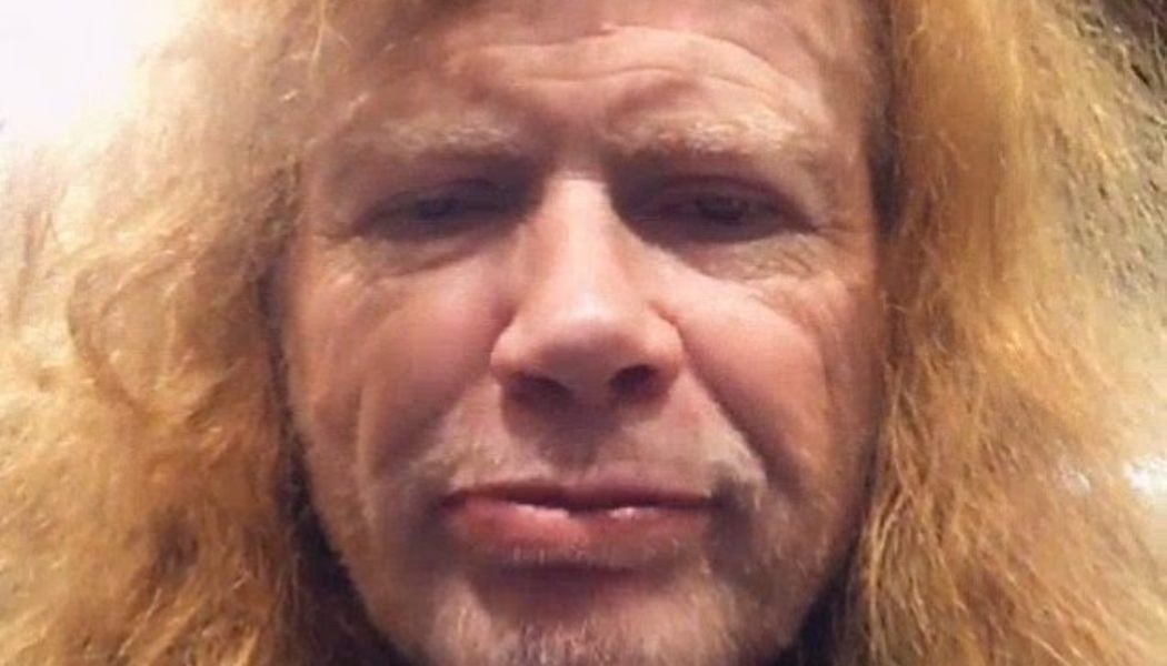 MEGADETH’s DAVE MUSTAINE Recalls ‘Terrible Trick’ His Wife Pulled On Him For His 30th Birthday