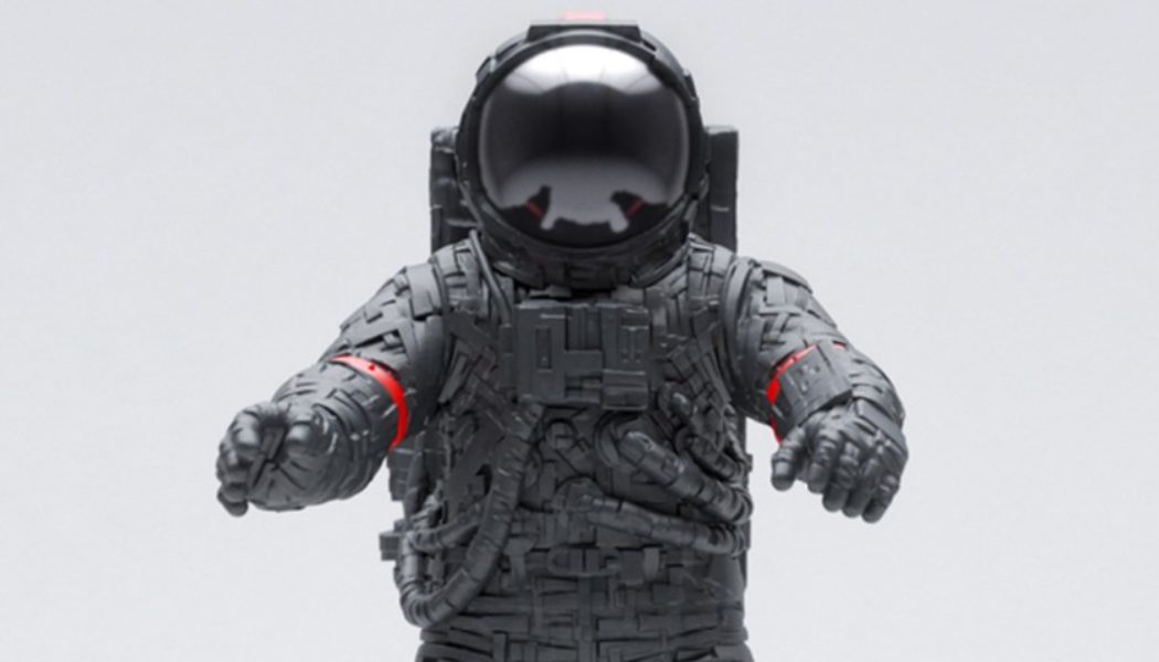 Michael Kagan Is Auctioning a Sculptural Astronaut via Artsy