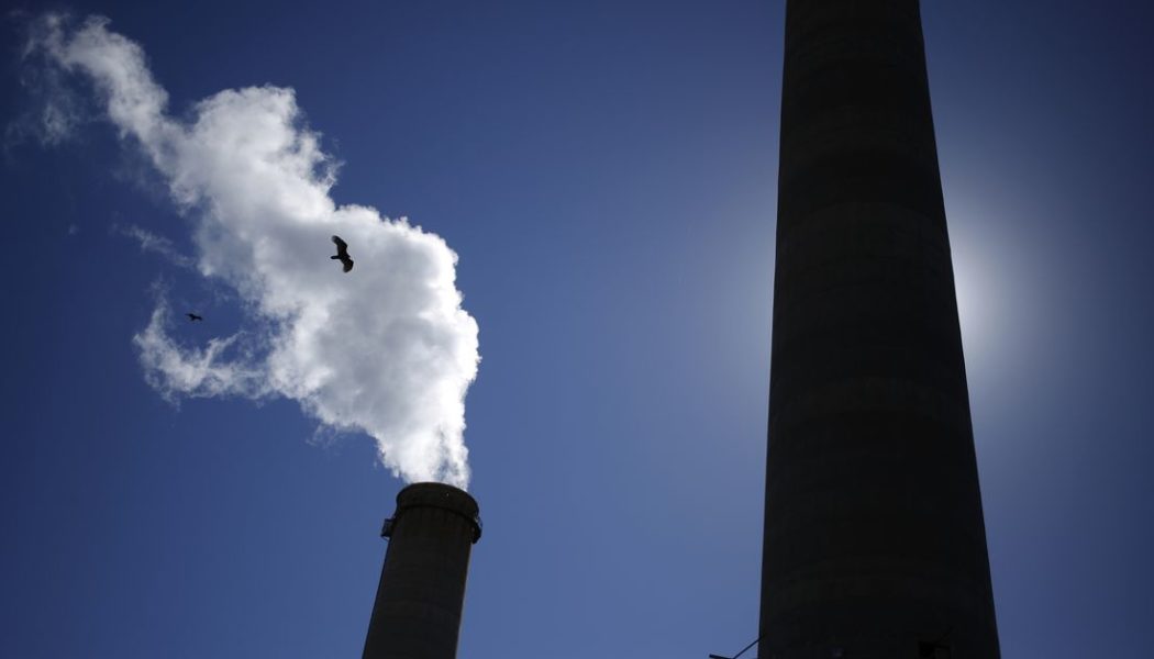 Plans to capture CO2 from coal plants wasted federal dollars, watchdog says