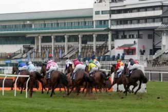 Racing Tips: Bank Holiday Monday Lucky 15 Tips – 838/1 Lucky 15 from Chepstow, Kempton & Leopardstown