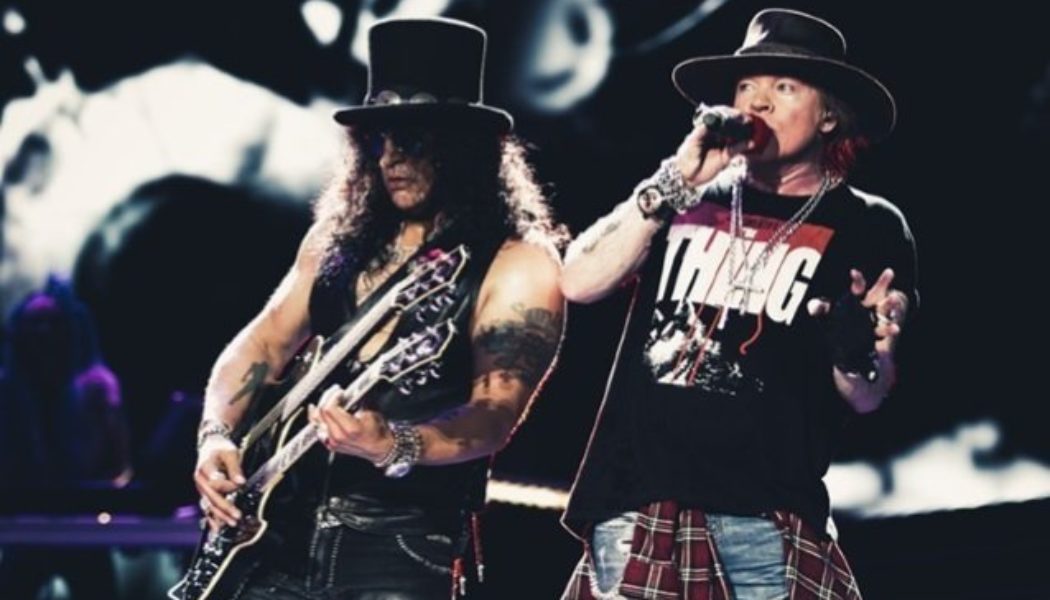 SLASH Recalls Jamming With AXL ROSE For First Time: ‘That’s When I Realized Where Music And Vocals Really Meet’