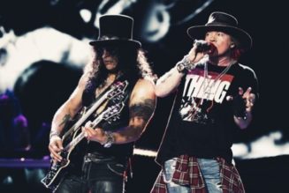 SLASH Recalls Jamming With AXL ROSE For First Time: ‘That’s When I Realized Where Music And Vocals Really Meet’