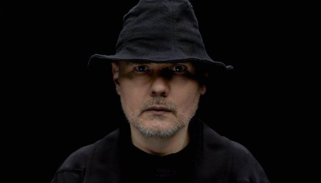 SMASHING PUMPKINS’ BILLY CORGAN Joins CAMEO To Raise Money For PAWS Chicago No-Kill Animal Shelter