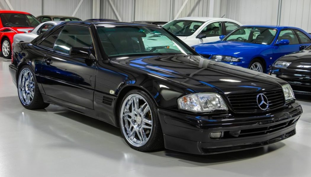 This Brabus-Tuned Mercedes-Benz SL Is a Slice of ’90s Retro Heaven