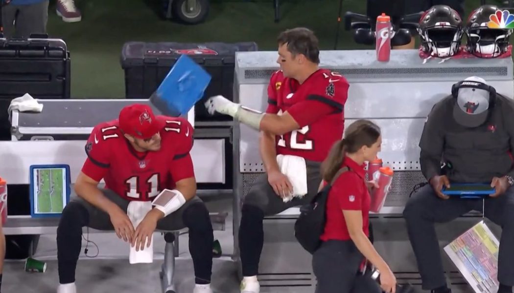 Tom Brady’s best throw of the night destroys Microsoft tablet