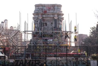 Two Time Capsules Were Found Under the Robert E. Lee Statue