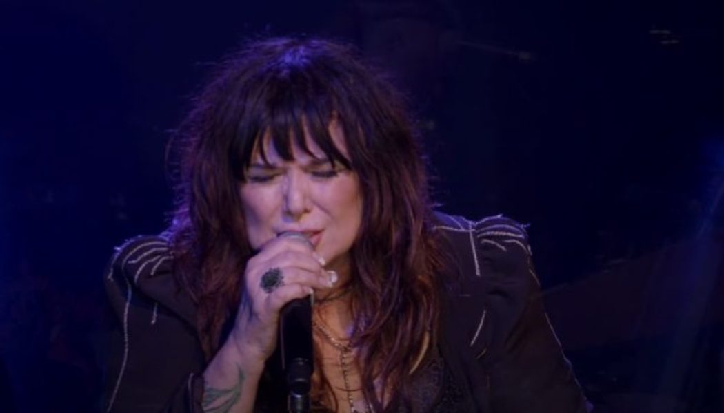 Watch Pro-Shot Video Of ANN WILSON Singing QUEEN, THE WHO, AEROSMITH And LED ZEPPELIN Classics