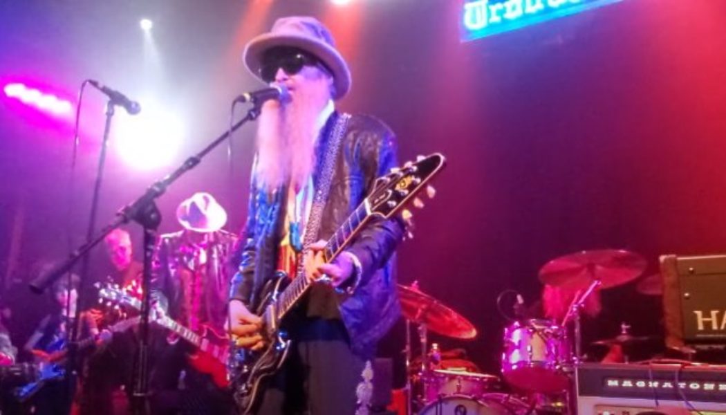 ZZ TOP’s BILLY GIBBONS Joined By MATT SORUM, GILBY CLARKE, JOE BONAMASSA, Others At 72nd-Birthday Bash: Video, Photos