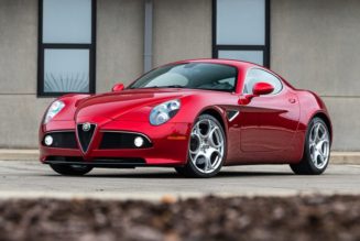 Alfa Romeo’s Beautiful 8C Competizione Is Becoming a Future Classic