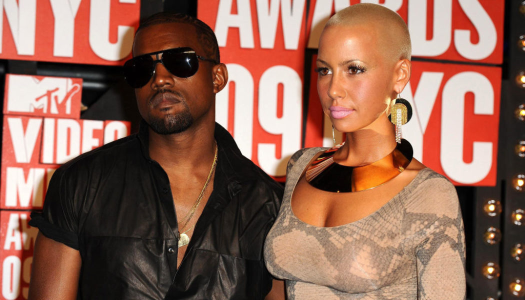 Amber Rose Apologizes To The Kardashians For Old Kanye Tweet After Twitter Hails Her As A Prophet