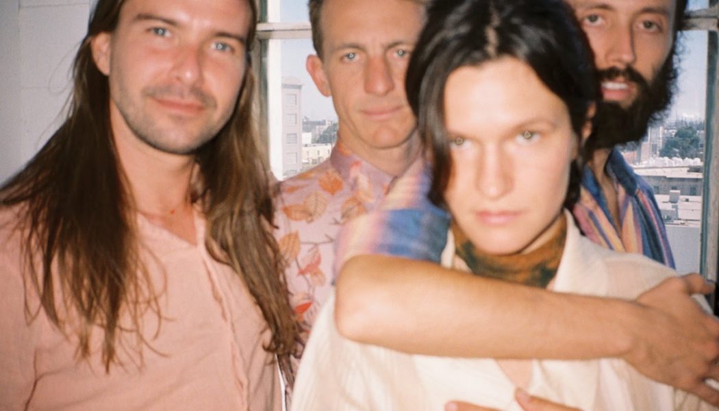 Big Thief Unveil New Single ‘Simulation Swarm’