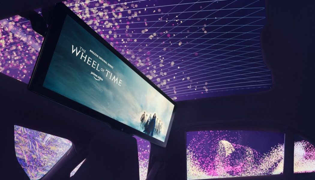 BMW Reveals In-Car Theater With 31-Inch 8K Screen