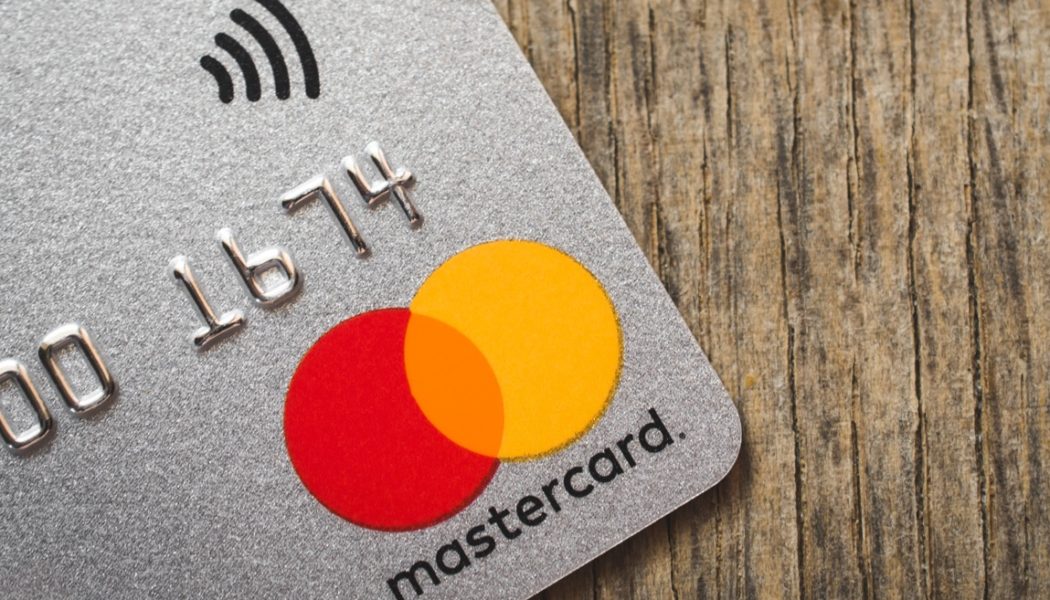 Coinbase seals partnership deal with Mastercard to facilitate NFT purchases