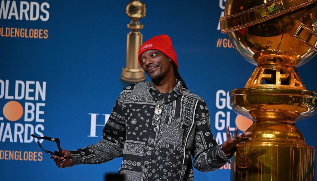 D-O-Double-Glizzy: Snoop Dogg Planning Potential Snoop Doggs Hot Dog Line?