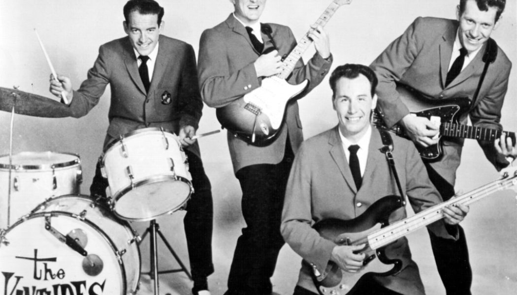 Don Wilson, Guitarist & Co-Founder of The Ventures, Dies at 88