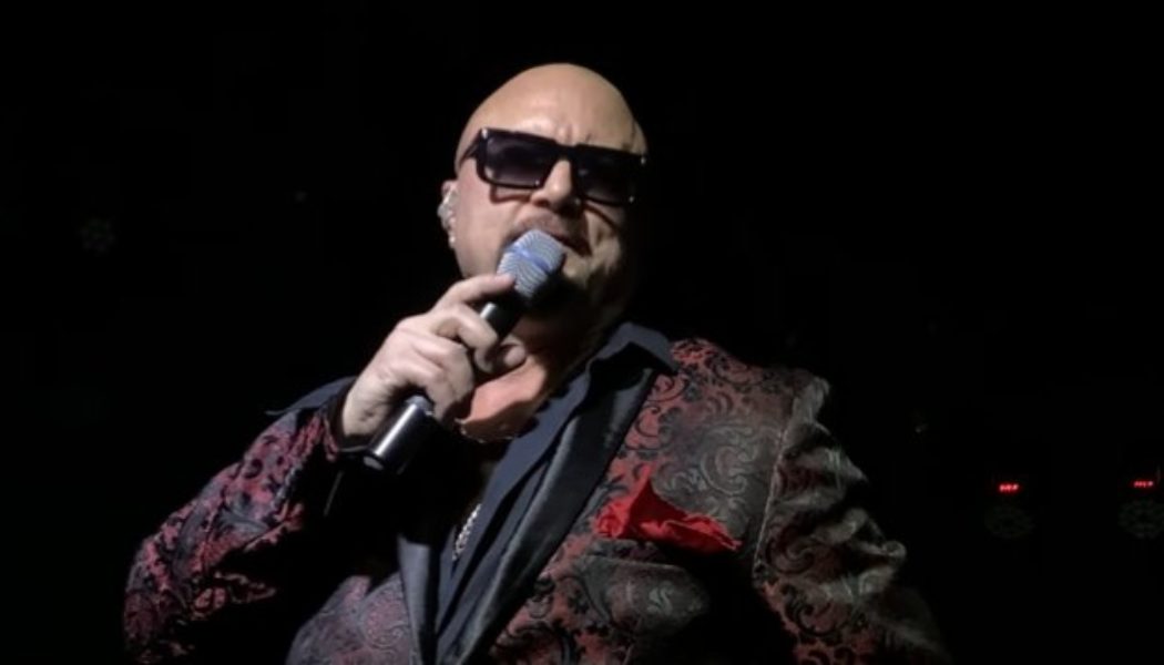 Ex-QUEENSRŸCHE Singer GEOFF TATE: How I Keep My Voice In Shape After All These Years