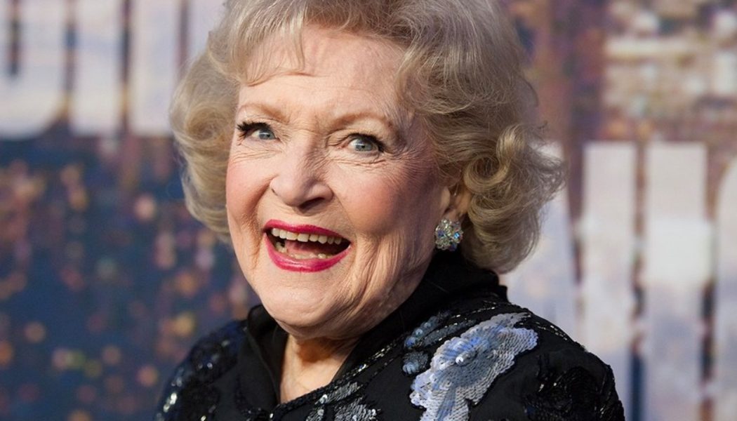 Google Pays Tribute to Betty White on What Would’ve Been Her 100th Birthday