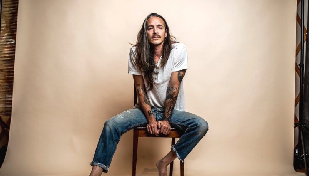 Incubus Frontman Brandon Boyd Shares New Single “Dime in My Dryer”: Stream