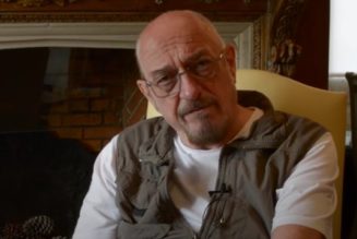 JETHRO TULL’s IAN ANDERSON: It Would Be ‘Too Easy’ To Say ‘The Zealot Gene’ Was Written About DONALD TRUMP