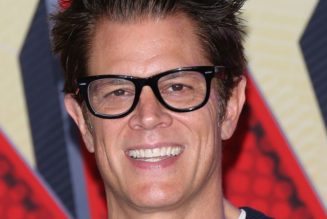 Johnny Knoxville Is Joining the 2022 WWE Royal Rumble