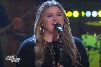 Kelly Clarkson Is ‘Nervous as Hell’ Taking on a ‘Control’-Era Hit by Janet Jackson: Watch