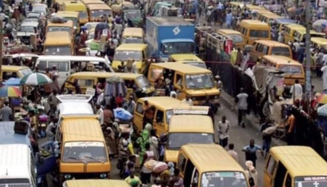 Lagos bus drivers to pay N292k annually asides ‘Agbero’ charges