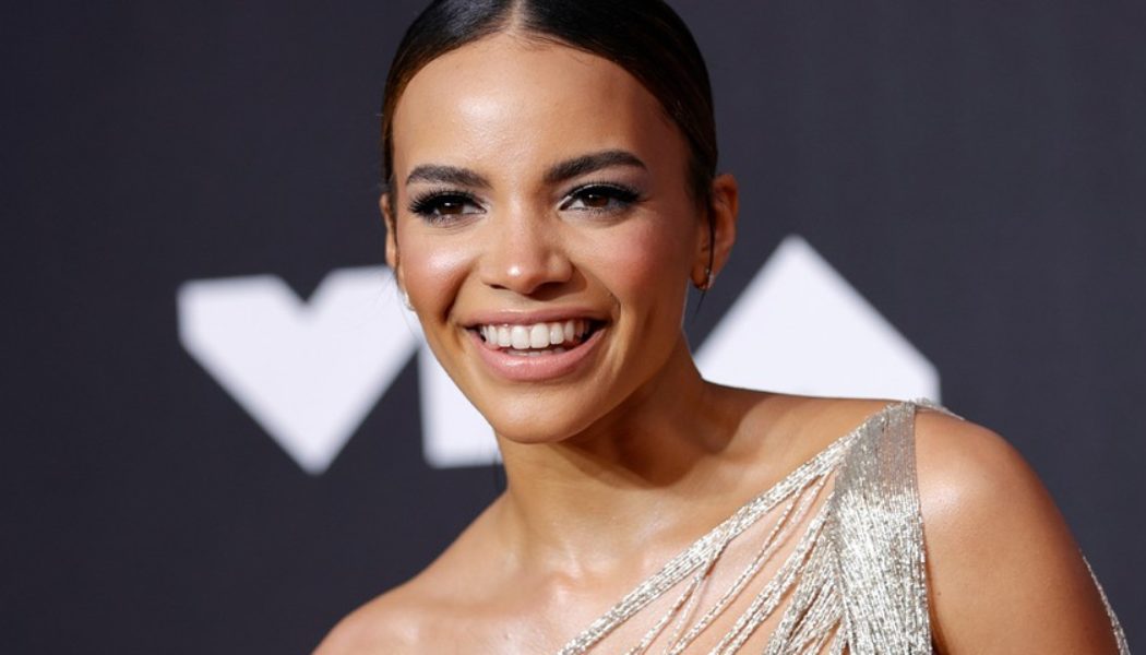 Leslie Grace Shares First Look of ‘Batgirl’ Suit From Her Upcoming DC Film