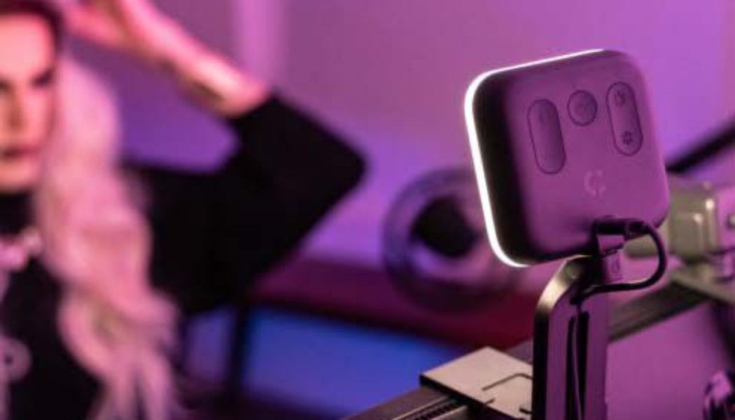 Logitech’s new stream light is an affordable, convenient alternative to Elgato