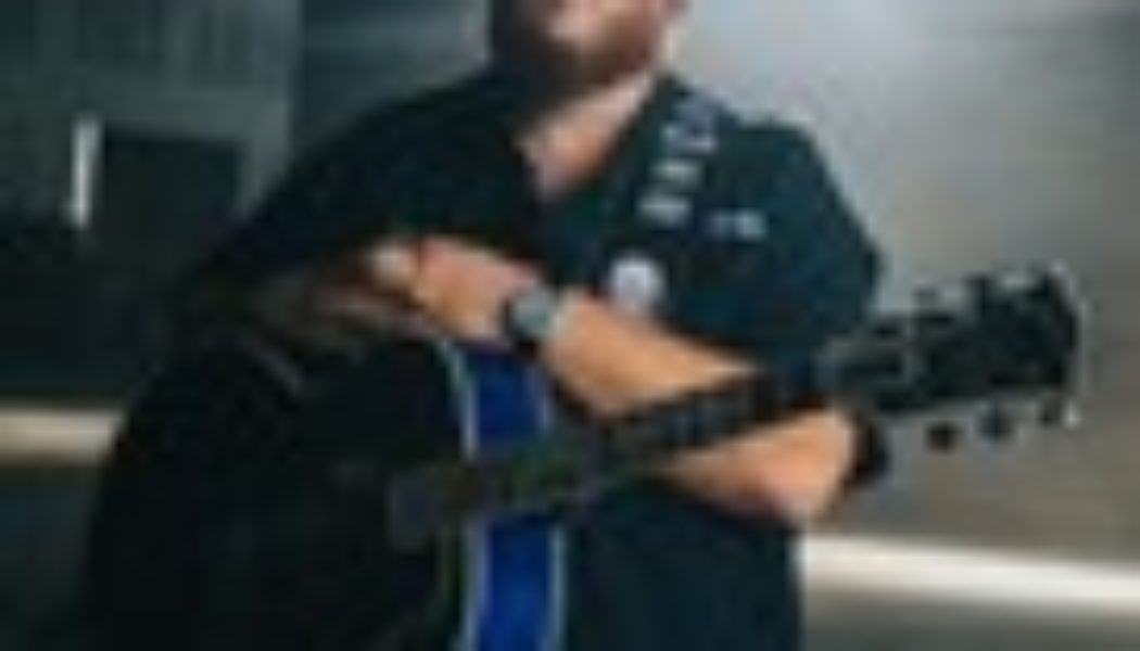 Luke Combs & Wife Nicole Expecting First Child