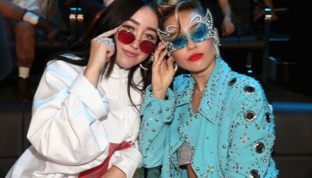 Miley Cyrus Celebrates Sister Noah Cyrus’ 22nd Birthday With Sweet Throwback Photos and Videos