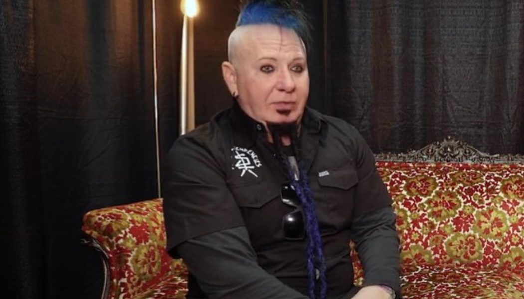 MUDVAYNE’s CHAD GRAY Says He Had COVID-19 During Band’s First Reunion Show: ‘I Didn’t Know I Had It’ At The Time