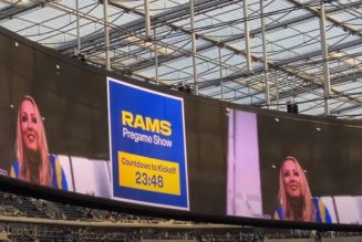 NITA STRAUSS Performs At LOS ANGELES RAMS Game: Video Recap