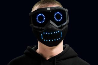 Qudi Has Designed an LED Face Mask That Shows Its User’s Emotions