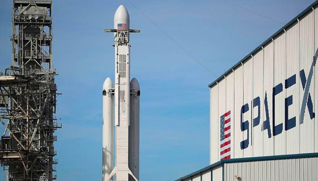 Space X Wins $100M USD Contract To Develop Rocket Deliveries Anywhere on Earth